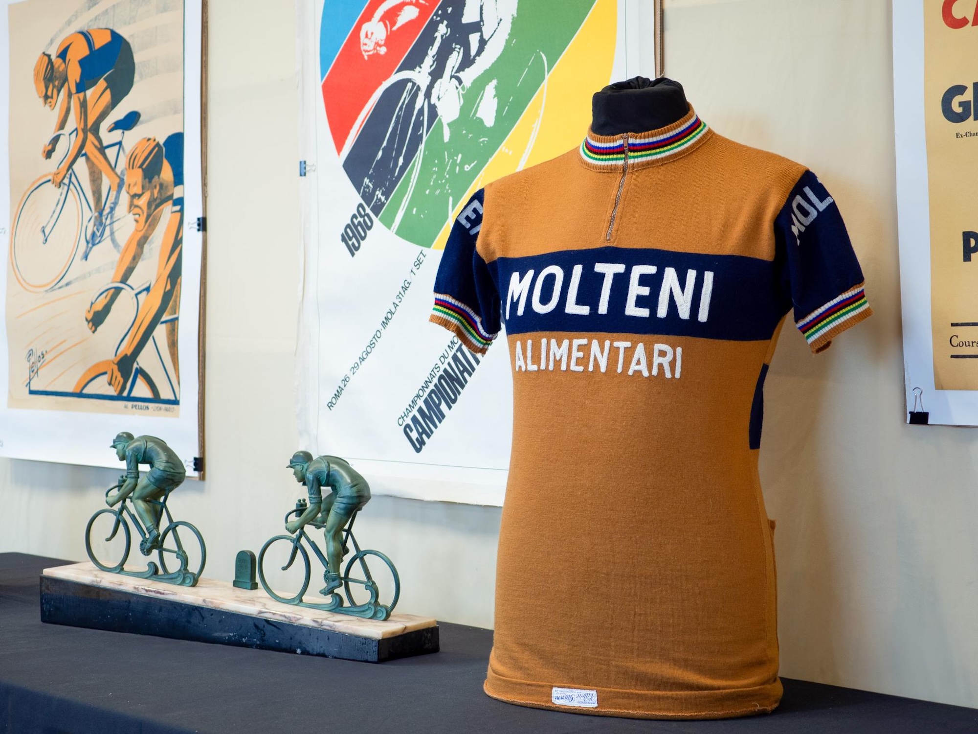 Sports Department Valuations We evaluate your sports memorabilia